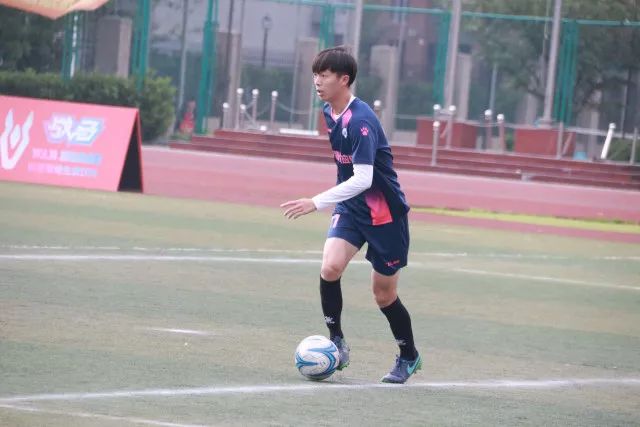 官宣：韩德君与辽宁队续约 签订两年老将合同